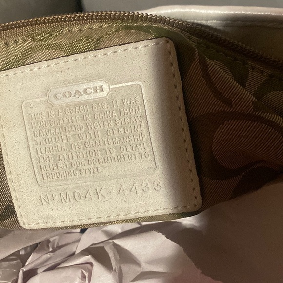 Coach Limited Edition Tote & Woven Clutch! - Picture 8 of 16